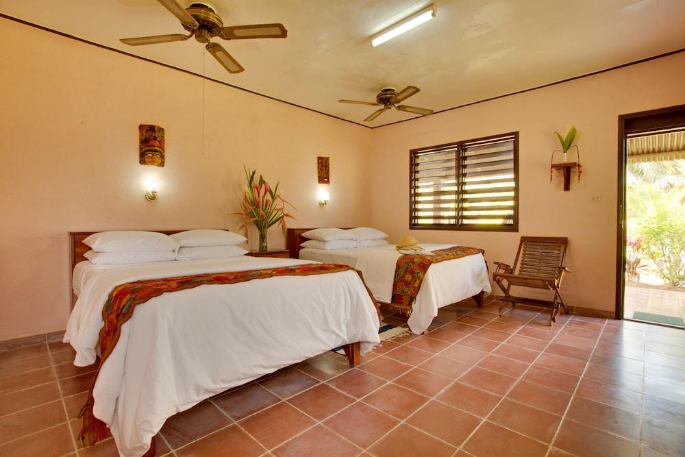 Windy Hill Resort San Ignacio Bagian luar foto