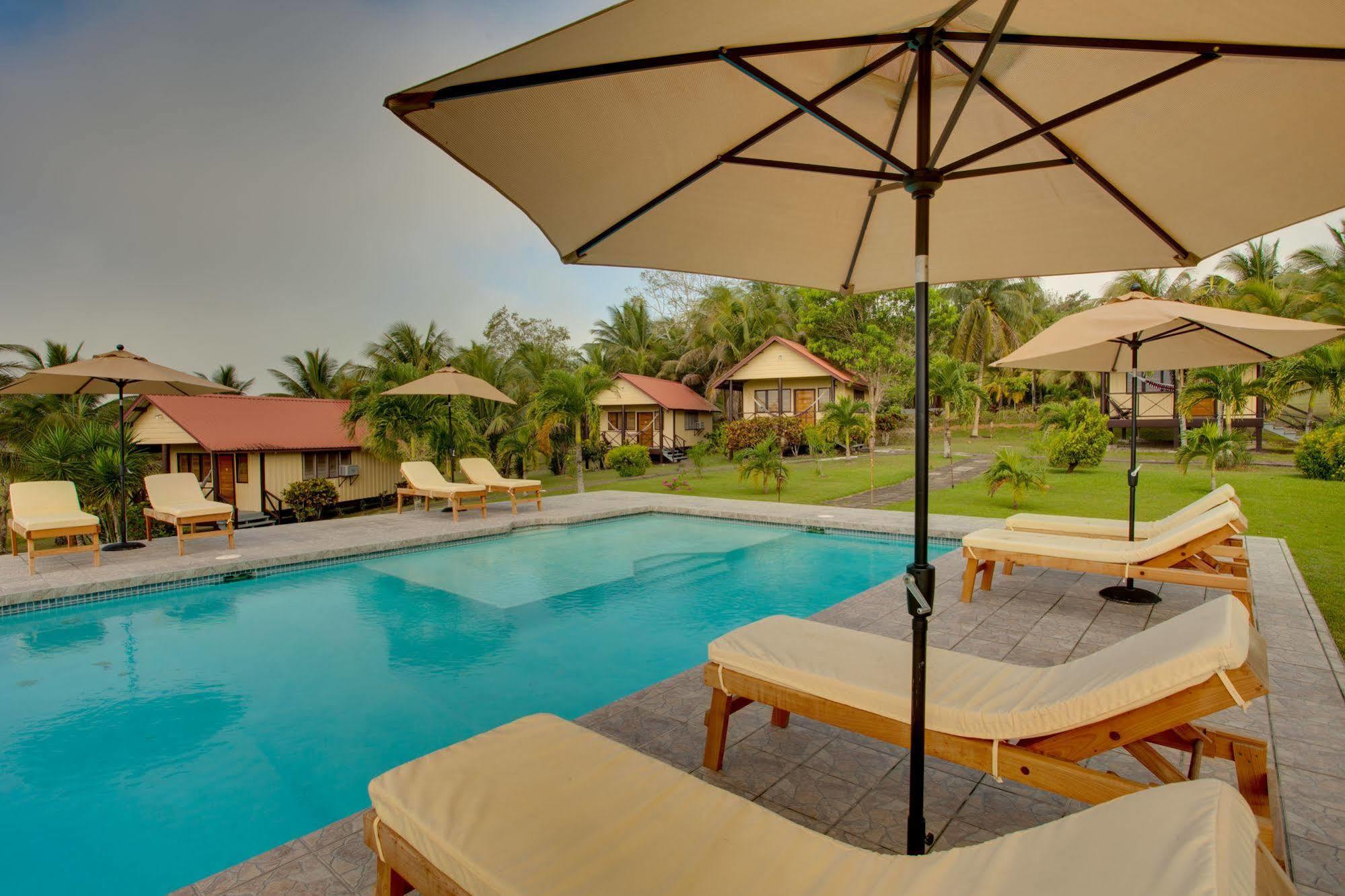 Windy Hill Resort San Ignacio Bagian luar foto